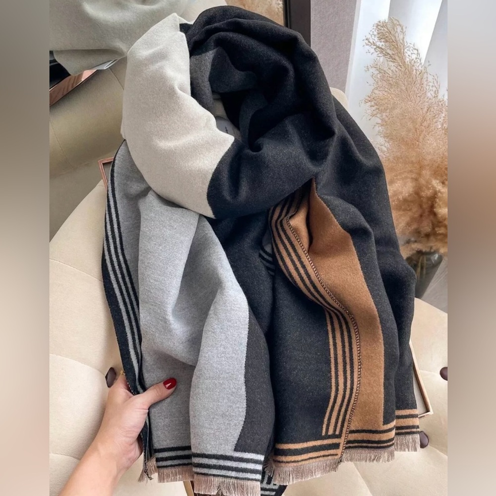 Santa Fe Style Scarf Wrap 25”x 75” NEW w Gift Box